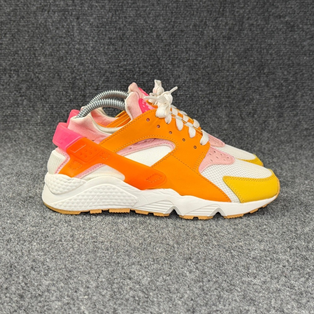 Nike Air Huarache Athletic Shoes Women's 9 Solar Flare Soft Pink Retro Running